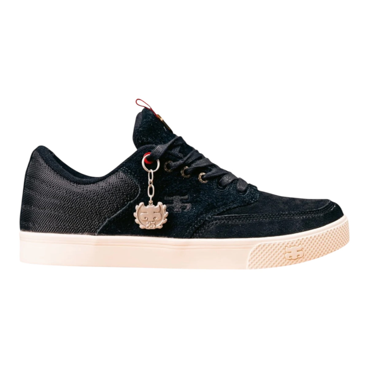 IPATH POET BLACK SUEDE/BALLISTIC NYLON– Relief Skate Supply